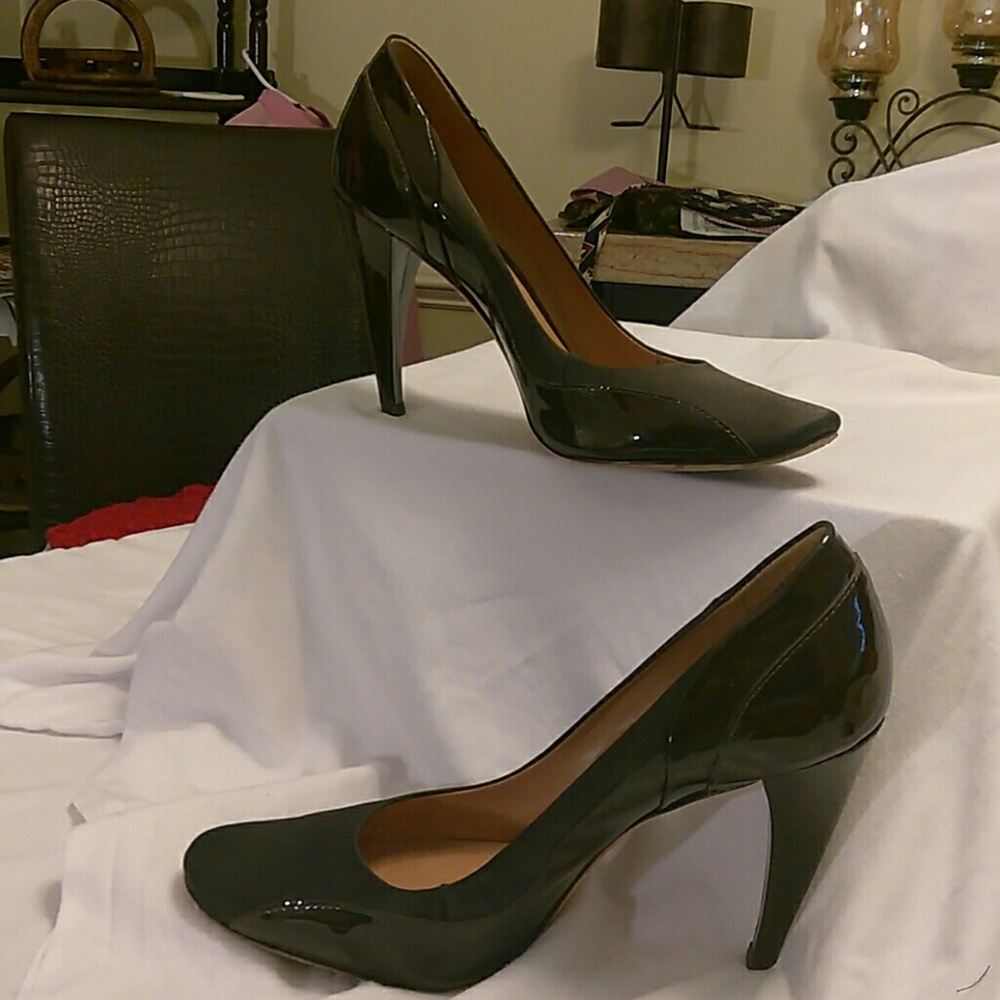 BCBG Maxazria